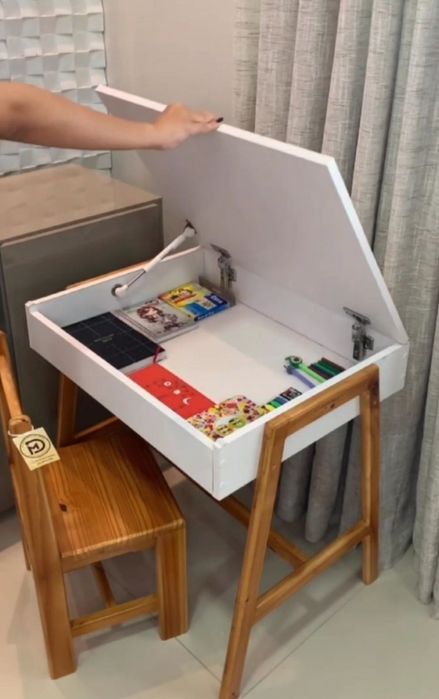 Продаётся игровой столик с двумя стульчики для детей