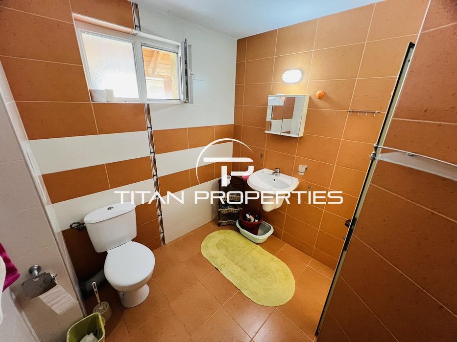 Дава се под наем Двустаен апартамент в Бургас, Център - 70 кв.м за 408 € - Снимка #6