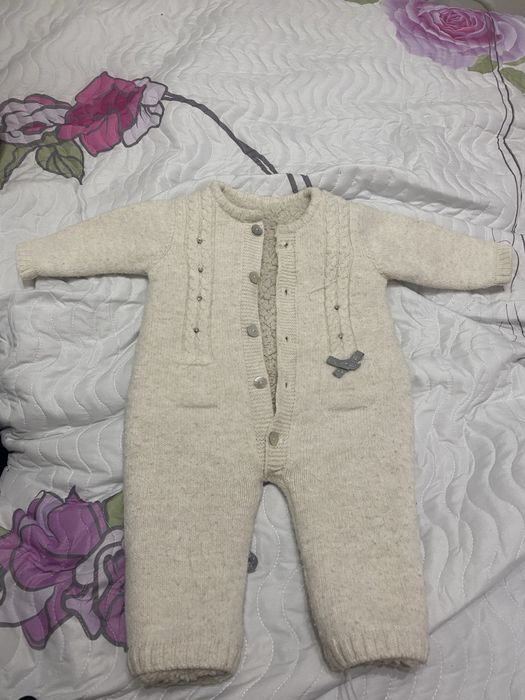 Комбенезон  и одежда для новорожденных