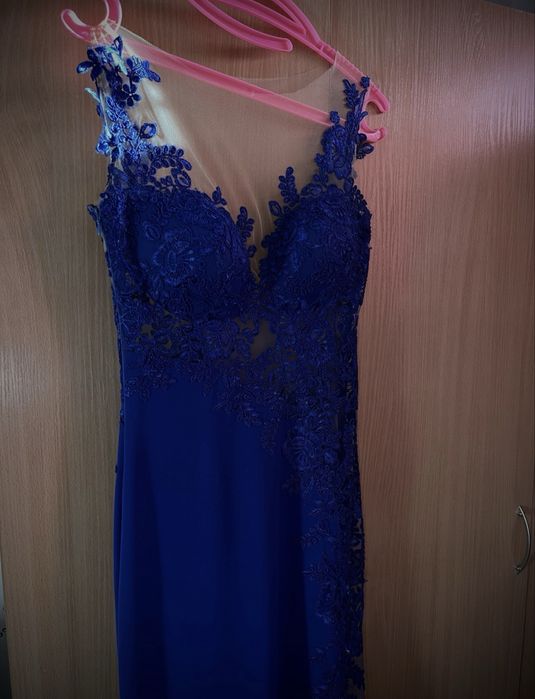 Бална рокля.