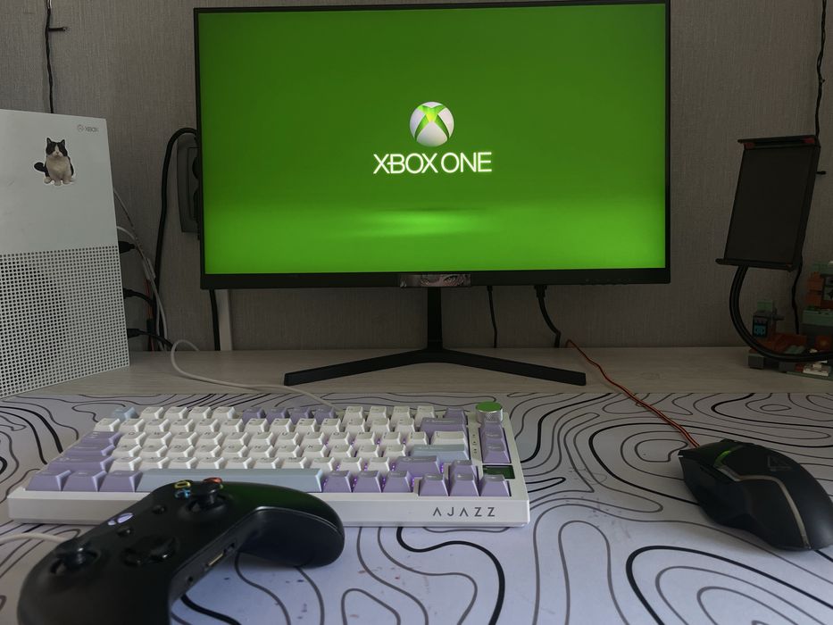 Продам xbox one s