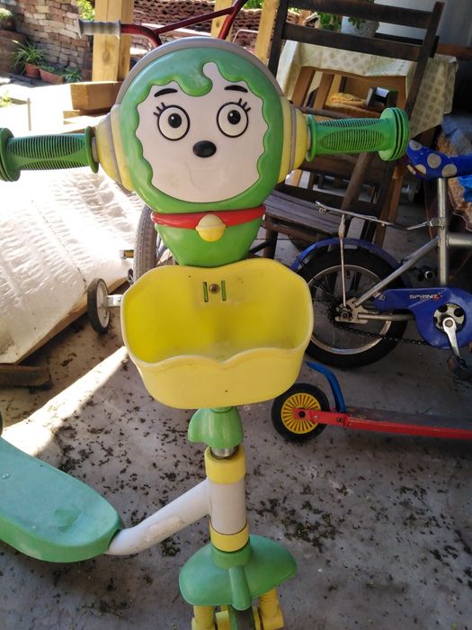 Продавам велосипед и тротинетки