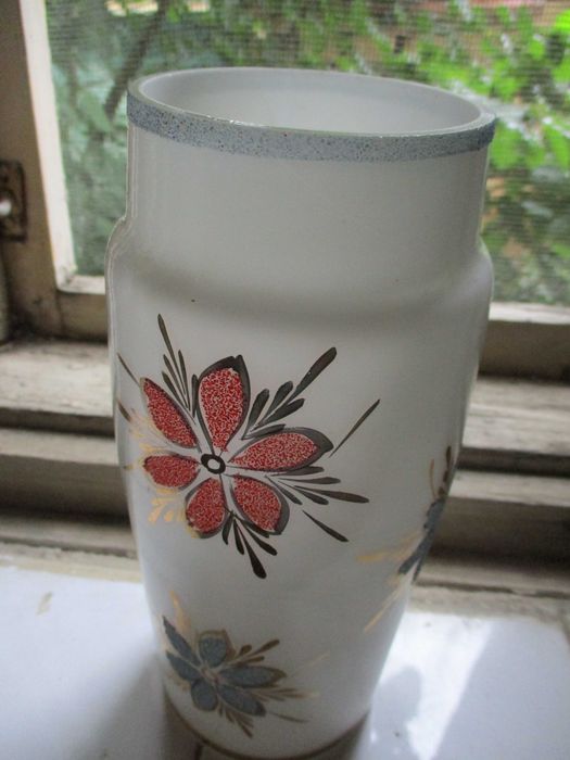 Вази за цветя нови неизползвани и употребявани