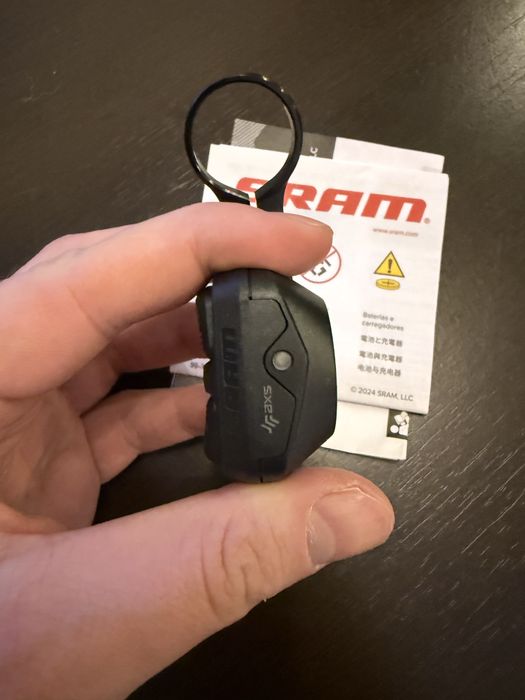 Maneta Sram AXS noua