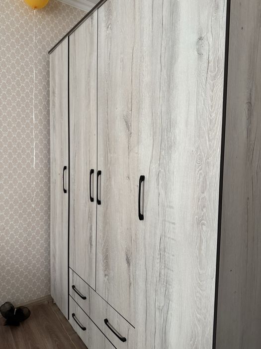 Шкаф для спальной