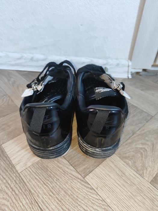 Nike acronym 44size
