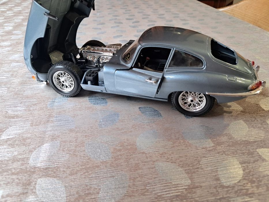 Колекционерска количка Jaguar 1981