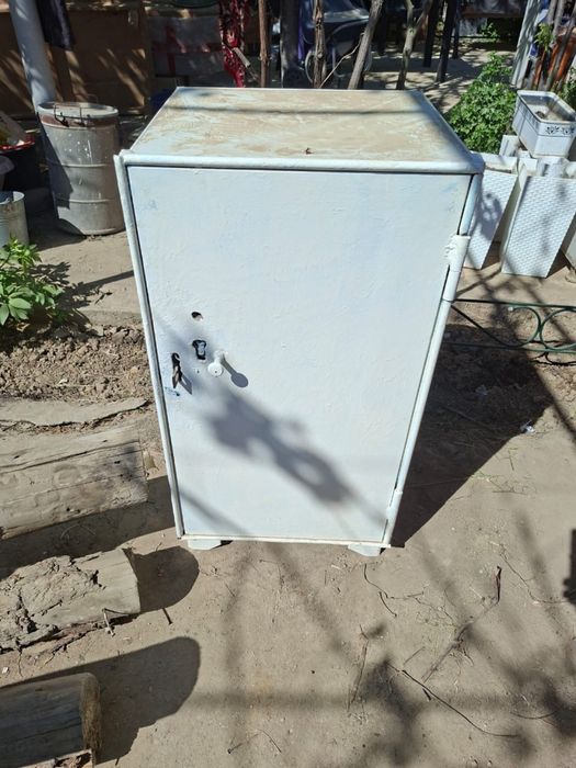 Сейф ручной  работы