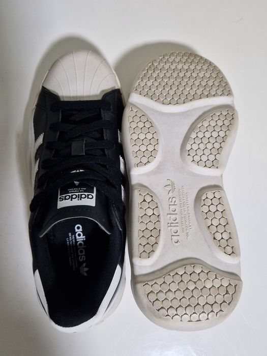 Дамски оригинални обувки Adidas