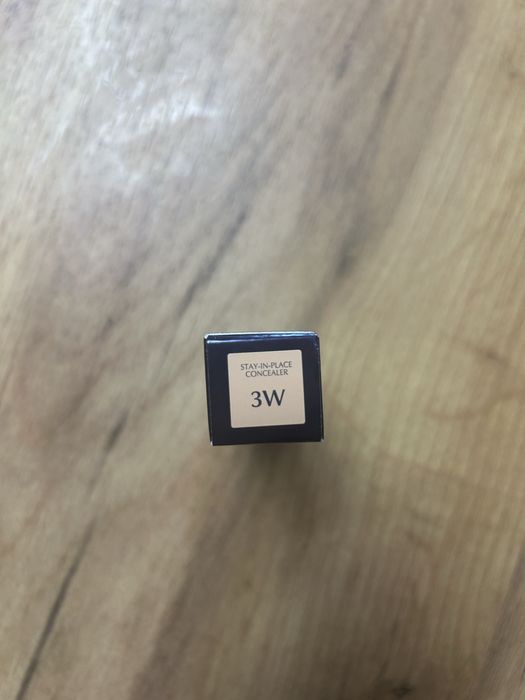 Corector Estee Lauder, nuanta 3W