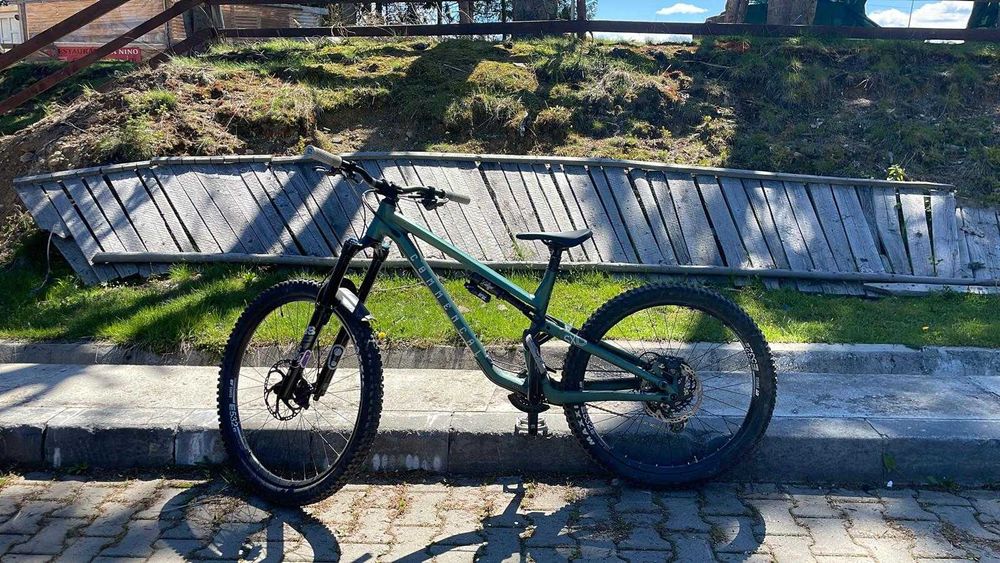 Commencal Meta SX V4 Essential Metallic Green 2024 Fox Suspension Size M