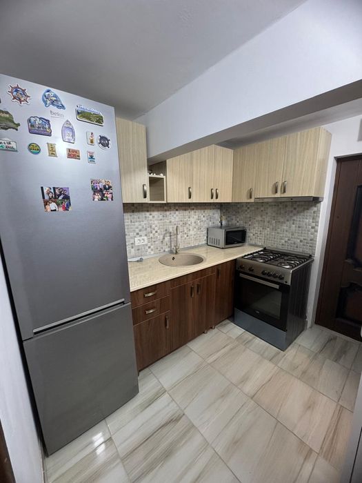 Inchiriez garsoniera