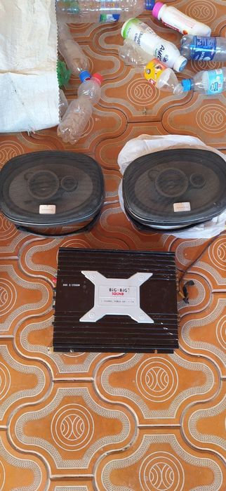 Усилитель и две колонки