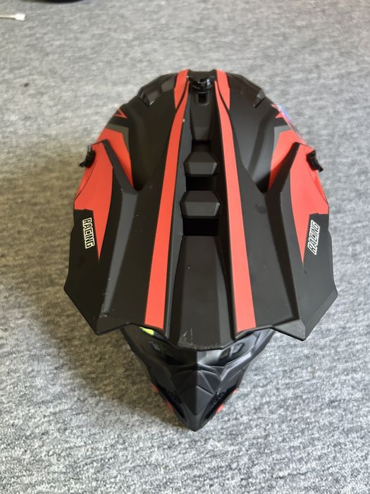 Vand casca enduro