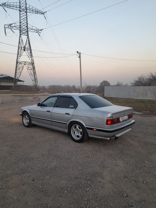 Продам Вмв на ходу. Варианты Обмен есть