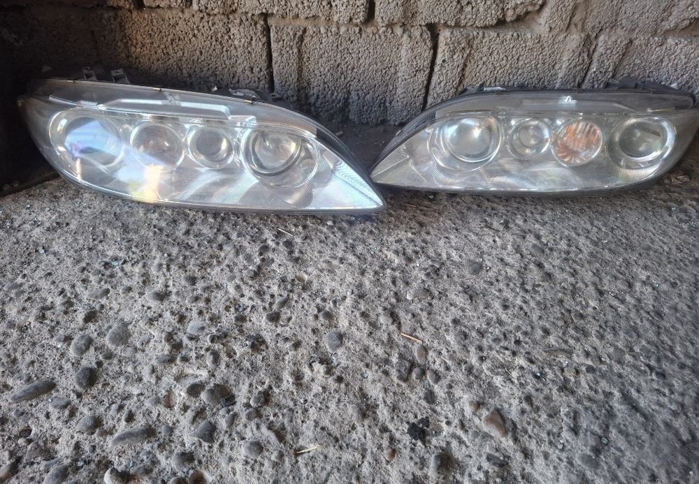 Faruri cu lupă Mazda 6 în stare impecabila de funcționare