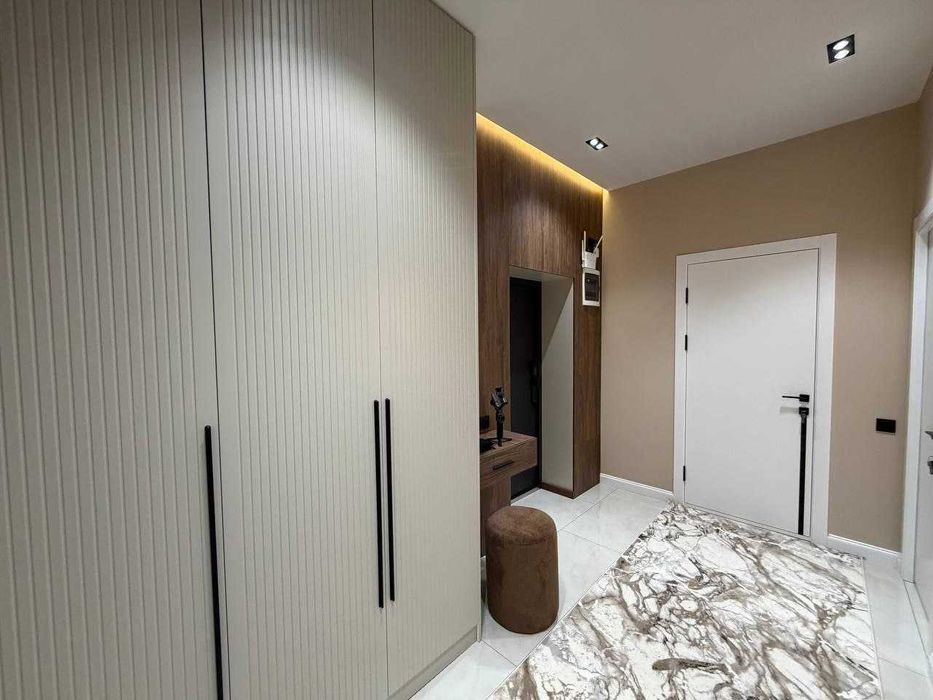 3х комнатная квартира на 5 этаже 72кв/м, в Самарканде