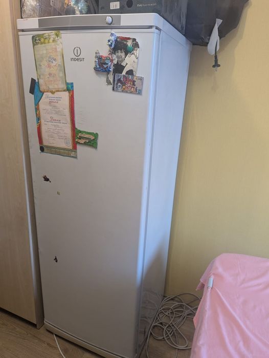 Морозильная камера Indesit SFR 167.002.