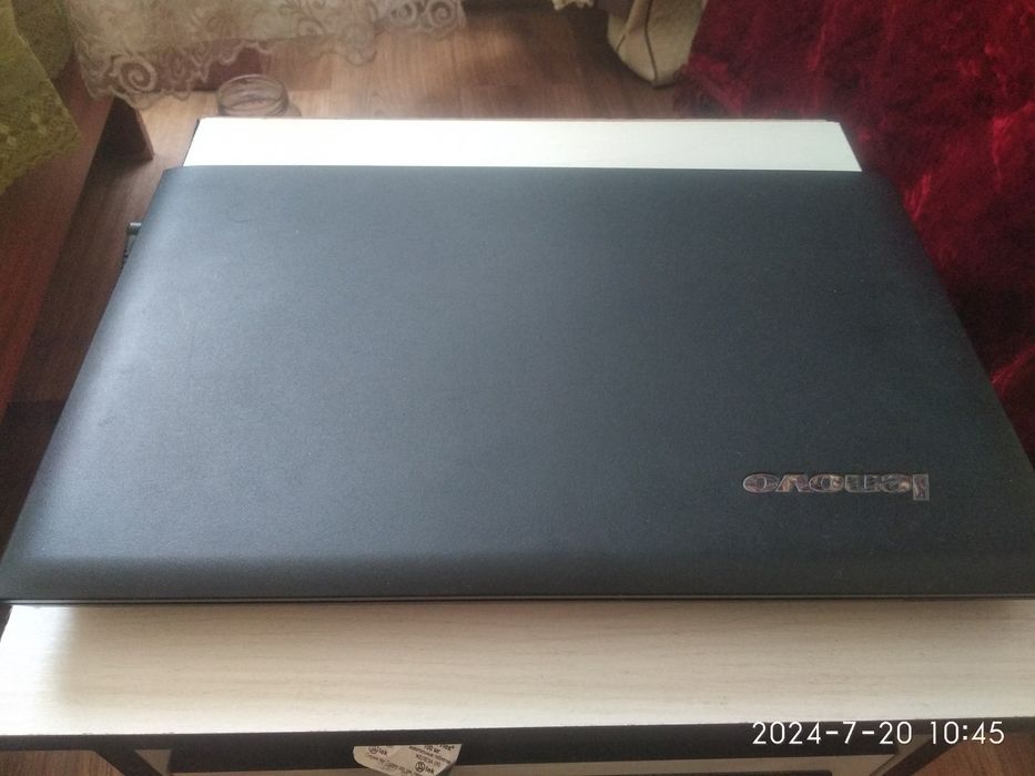 Sotilad nuvutbuk lenova