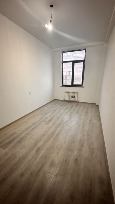 Novastroykadan xonadon sotiladi