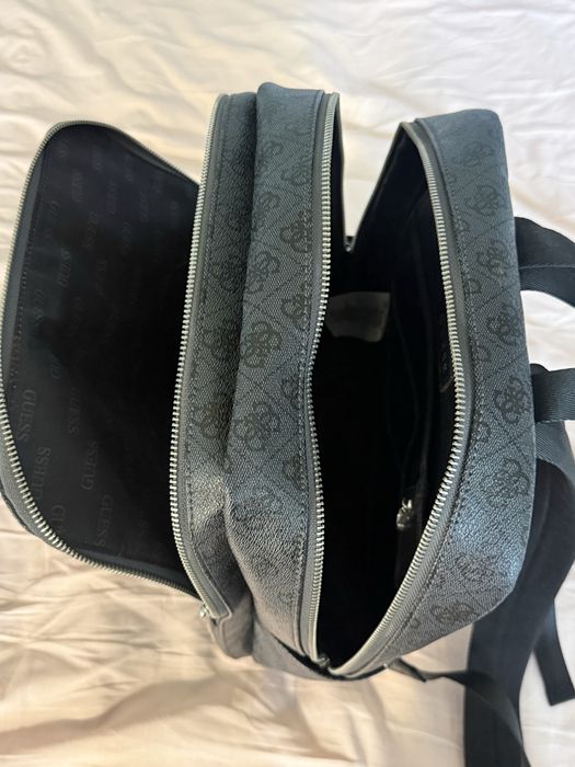Раница/чанта Guess