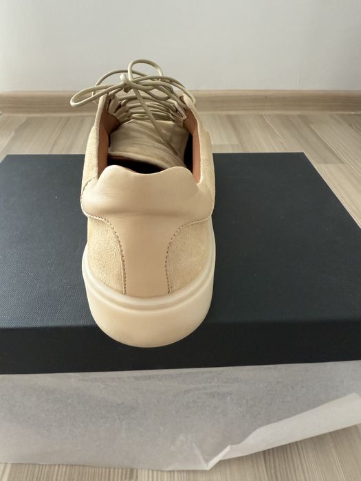 De Vanzare Tenesi Mussete Noi!