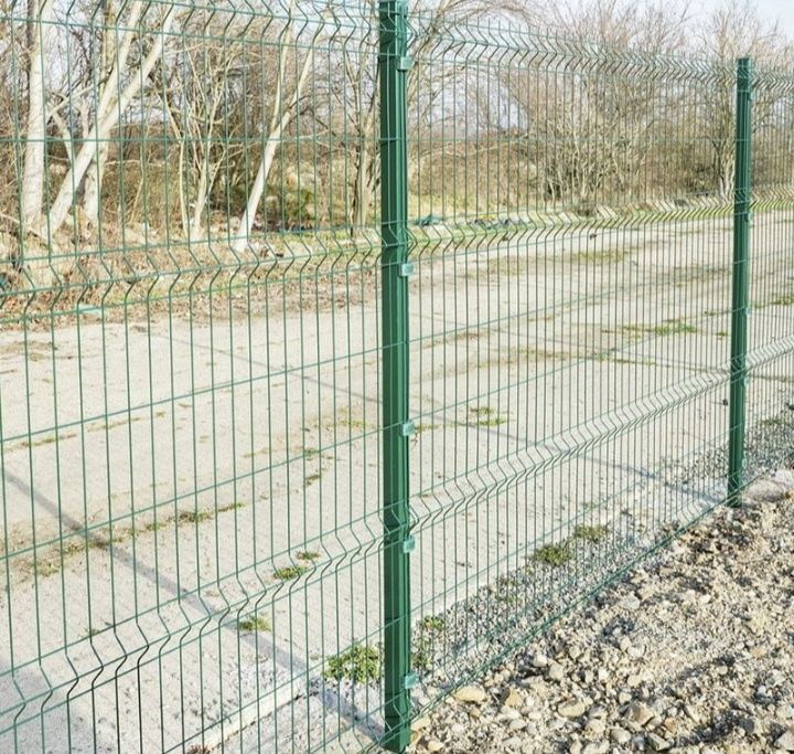 Executam garduri și porți la comanda clientului