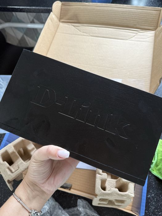 Коммутатор D link DES 1024D 24 порта