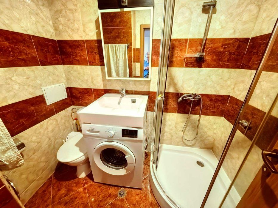 Студио в Свети Влас Първа линия