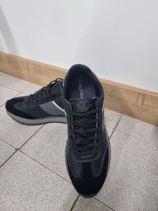 Мъжки маратонки 43