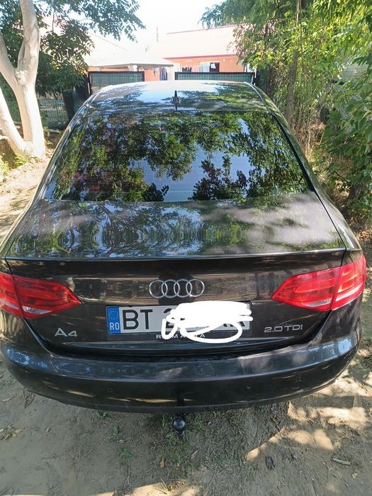 Audi A4 b8.  2010.  2.0.  TDI