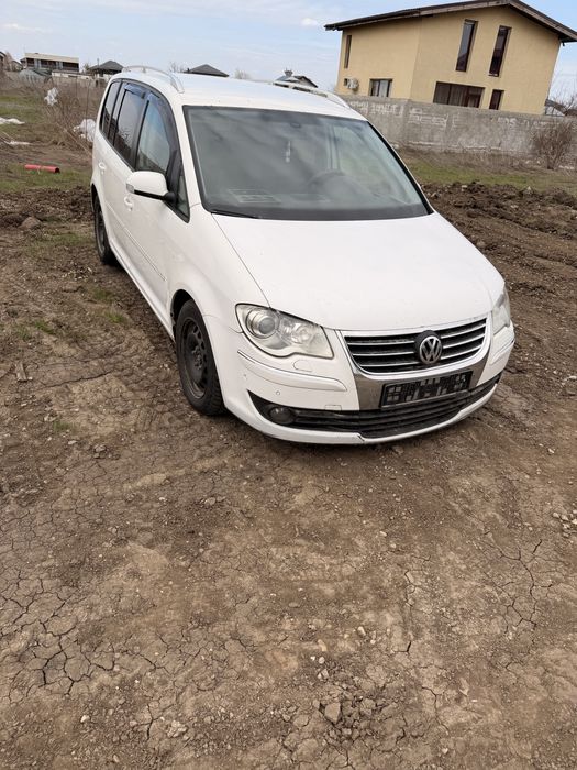 Far faruri stanga dreapta xenon OEM cu cornering vw touran facelift