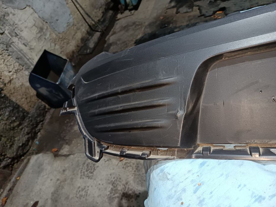 Bandouri uși stânga,spoiler bara Renault Clio 4 an 2018