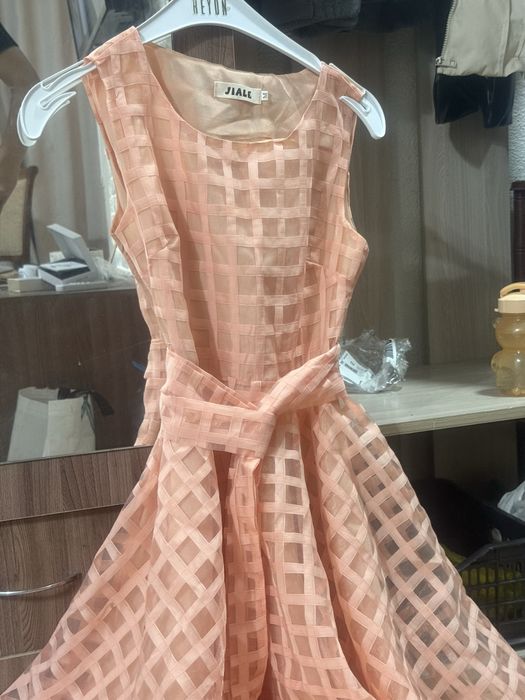 Продам красивое платье