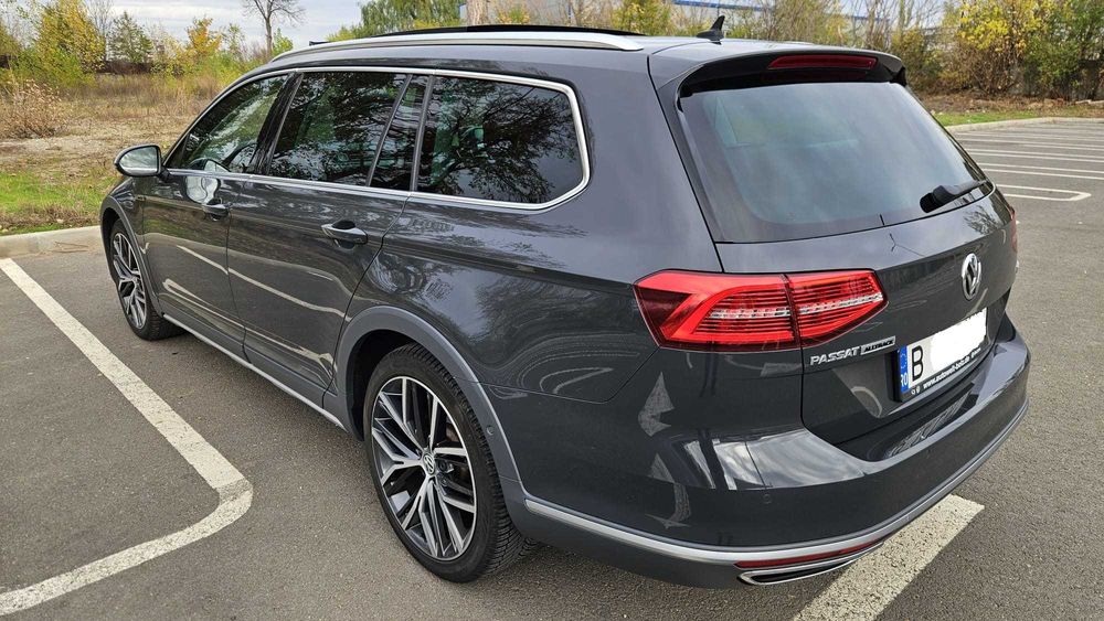 Volkswagen Passat Alltrack 2.0 TDI 190CP DSG PANO ACC HUD Park pilot