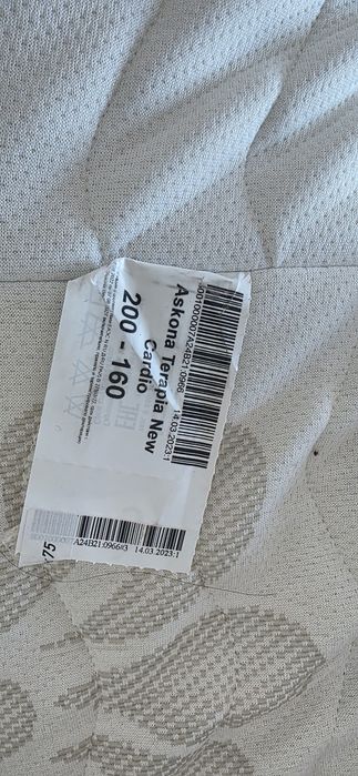 Продам кровать с матрасом