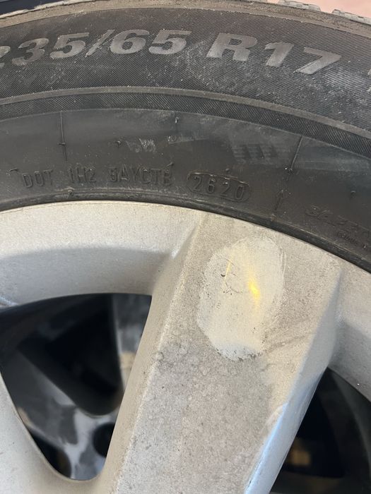 Гуми KUMHO 235/65/17 зимни