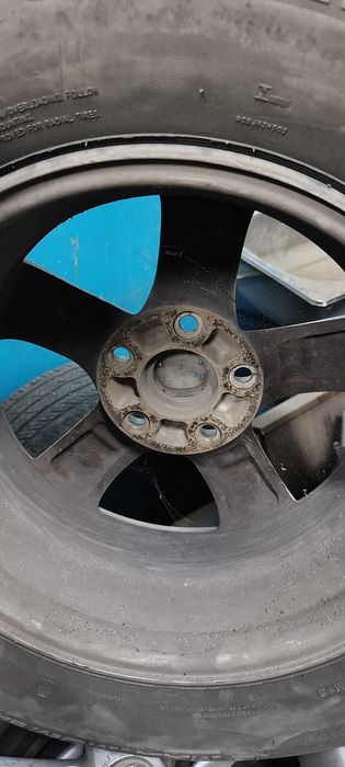 Продам диски с шинами