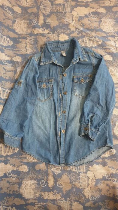 Продаются рубашки на мальчика