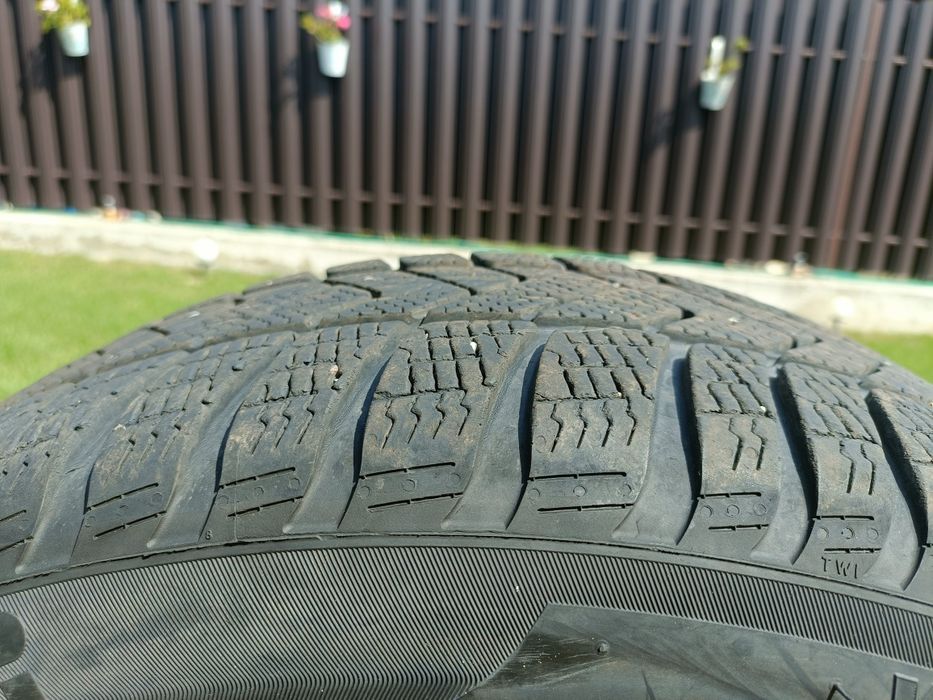 Anvelope iarna 245 50 R19 runflat Pirelli