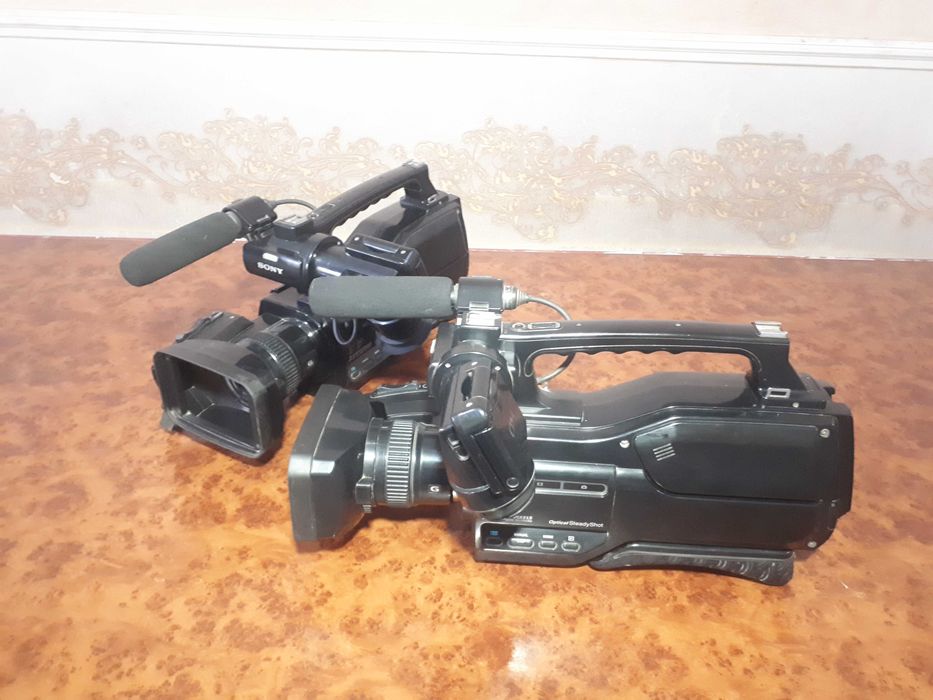 Camera sony HXR-MC1500p