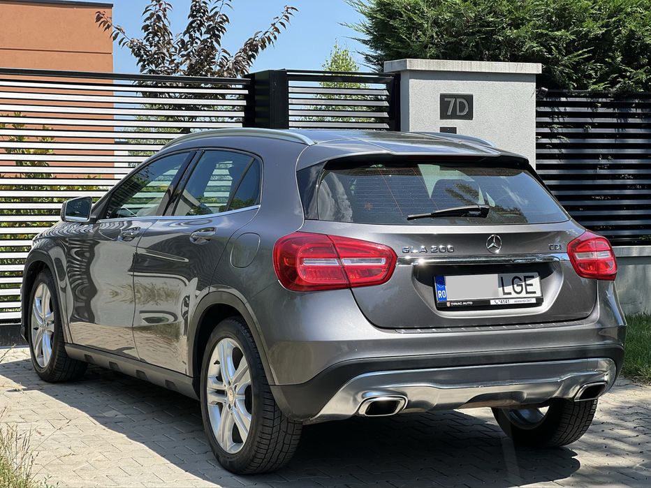 MERCEDES-BENZ GLA 2015 — imagine 3
