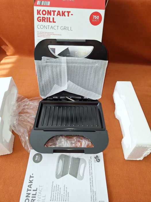Gratar electric - G R I L L , reglare auto temperatura, putere 750W