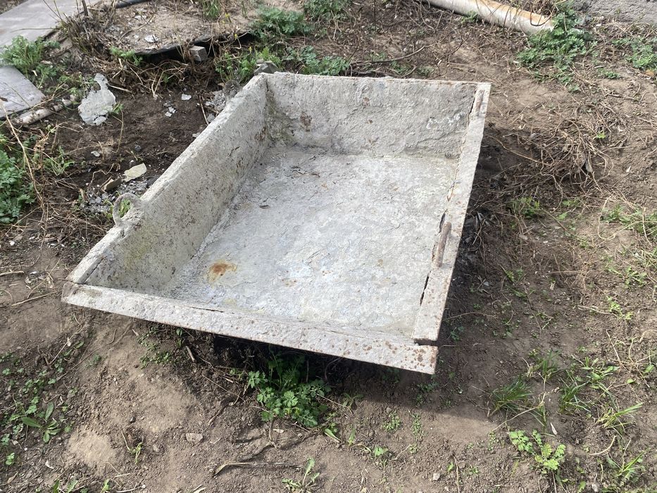 Бак с    крючками