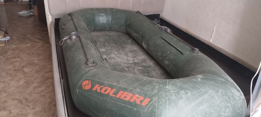 Продам лодку калибри(оригинал), 1 местная