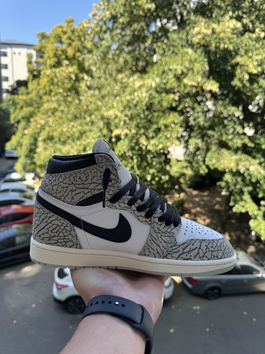 Air Jordan 1 Retro High OG White Cement