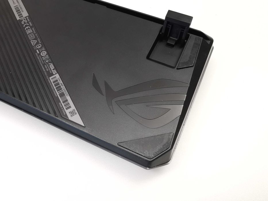 Клавиатура Asus ROG Strix Scope PBT с Cherry MX Red суичове и PBT капачки