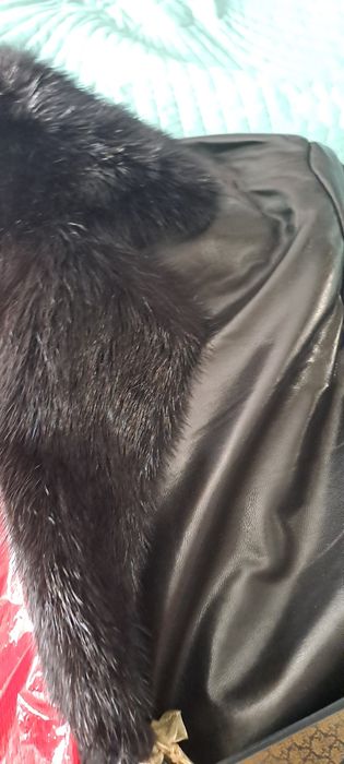 Продам мужскую дубленку