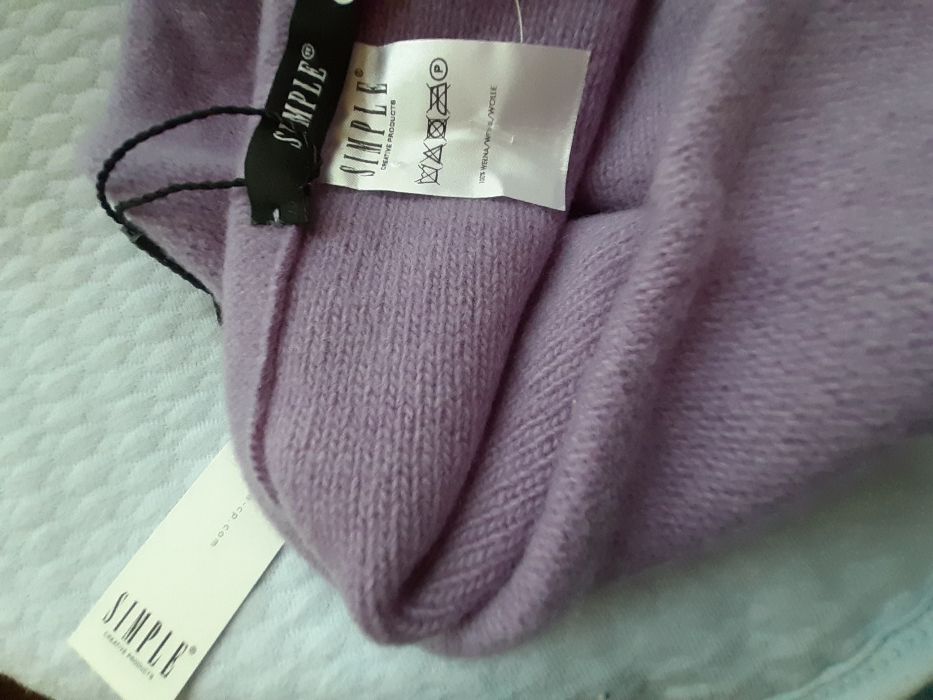 нови шапки 100% wool/ вълна