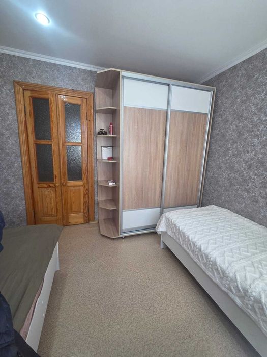 3 комн.квартира в 19 мкрн-не